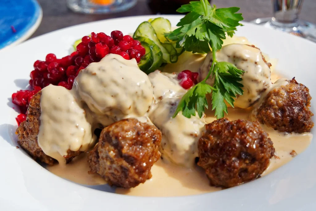 Köttbular schwedisches Essen