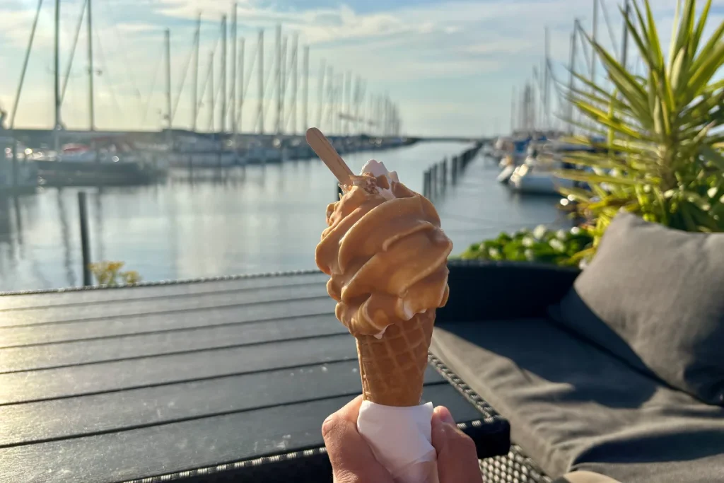 Mjukglas in Schweden mit Karamellüberzug - hejanord